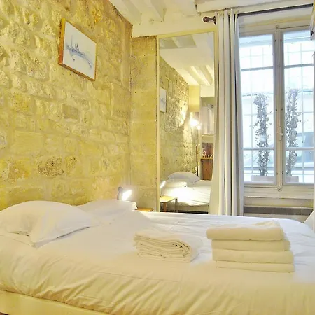 Apartamento Comfort Studio - Ile Saint Louis *
